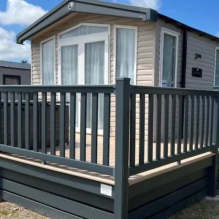 Isle Of Wight 14B Medina Rise Thorness Bay Villa Porchfield  Exterior photo